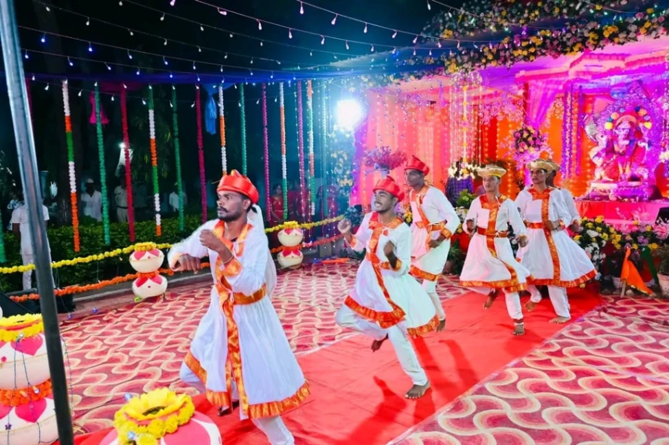 बंदियों ने दी सांस्कृतिक प्रस्तुतियां